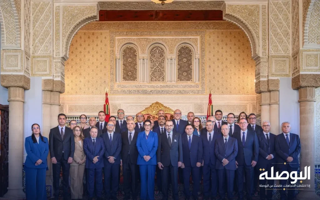 حكومة المنصوري تخرج إلى العلن.. الملك يعين الوزراء وهذه خريطة الحقائب